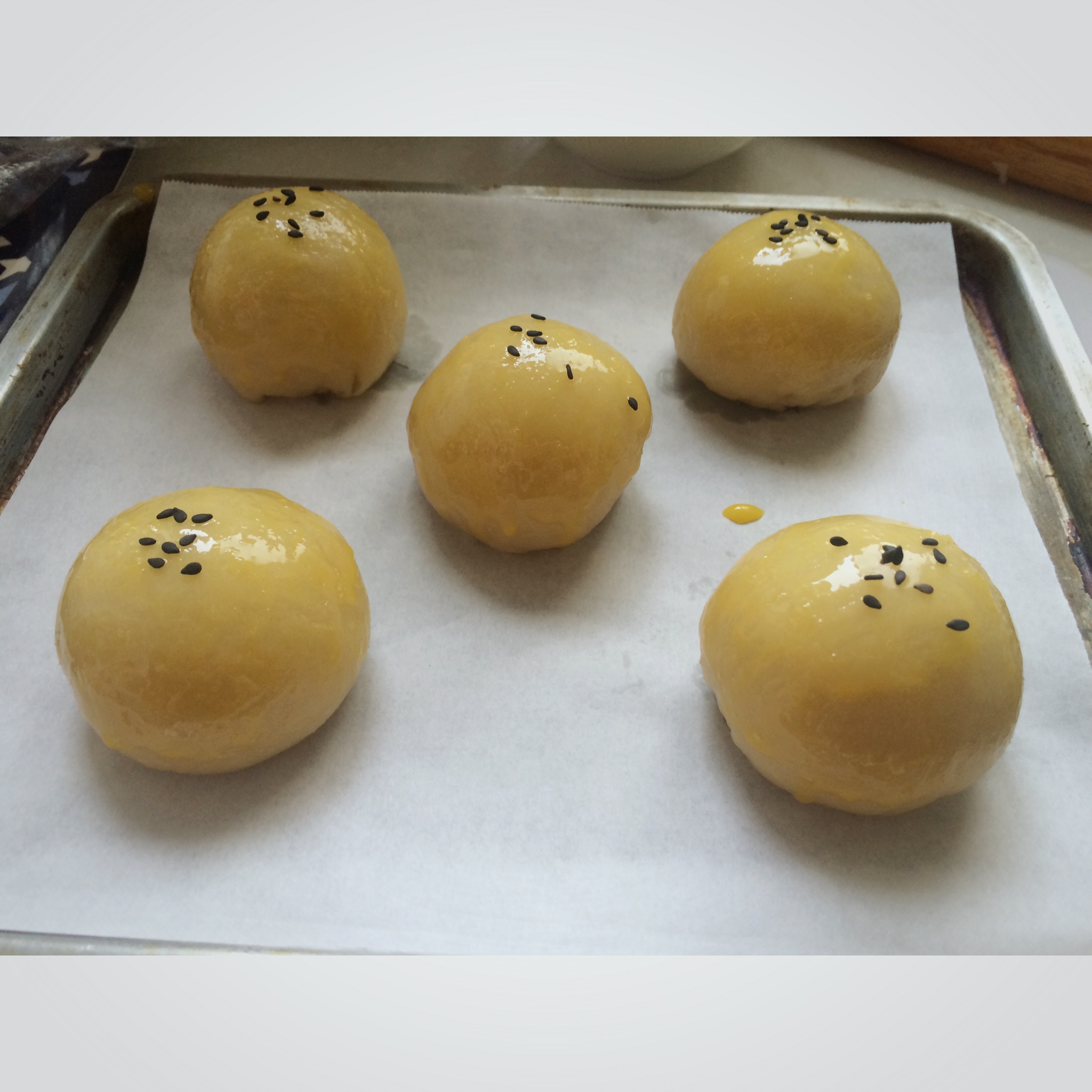 黄金肉松酥