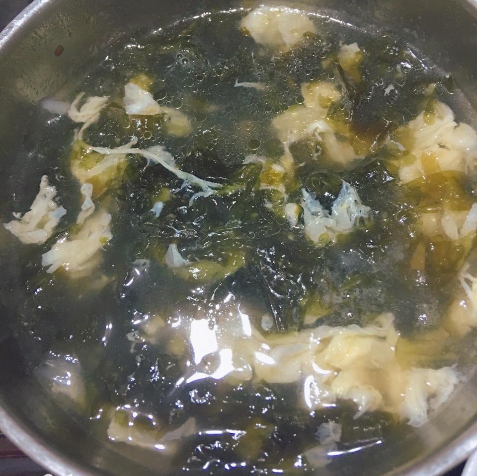 yusan_kojv做的紫菜鸡蛋汤