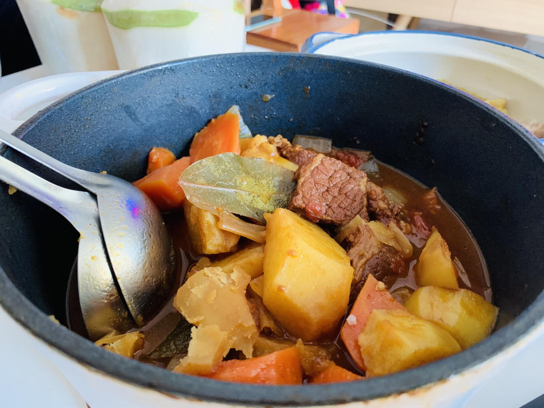 番茄土豆炖牛腩
