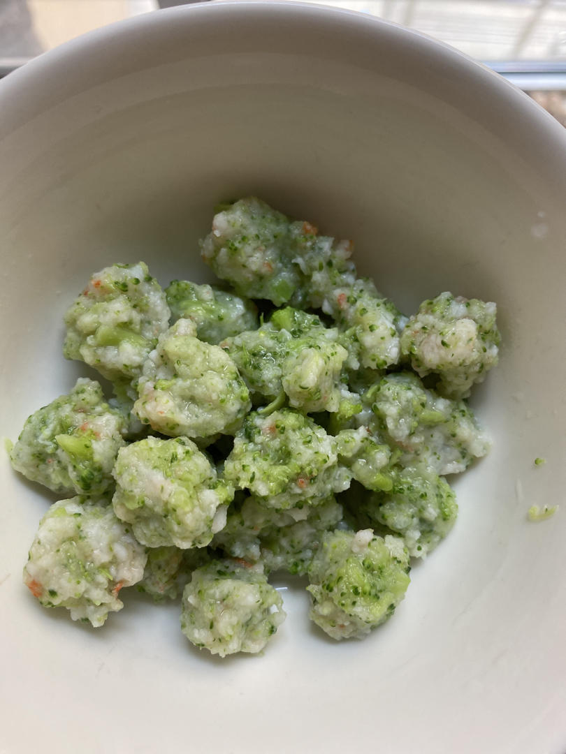 宝宝辅食食谱  翡翠虾球