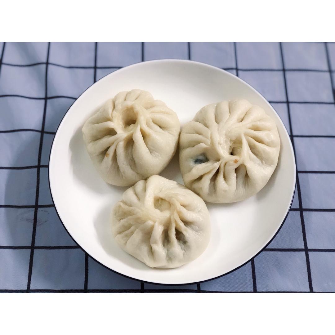 胡萝卜木耳鸡蛋包子——素包子也可以很好吃~