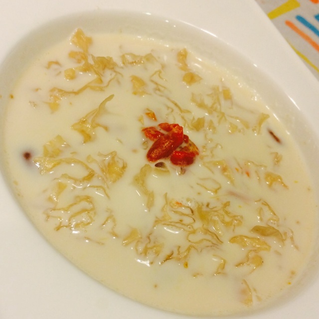 牛奶炖花生