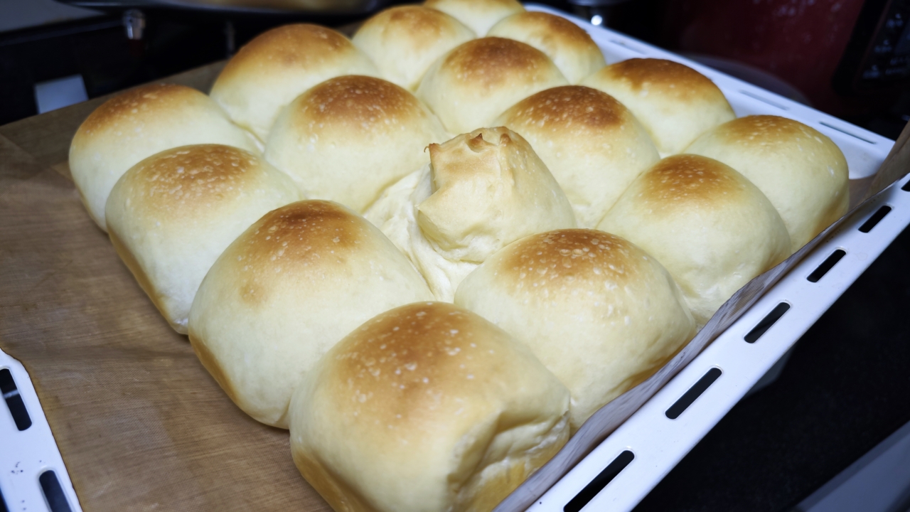 不要再用直接法做软面包了，试试这个液种法的香芋紫薯包