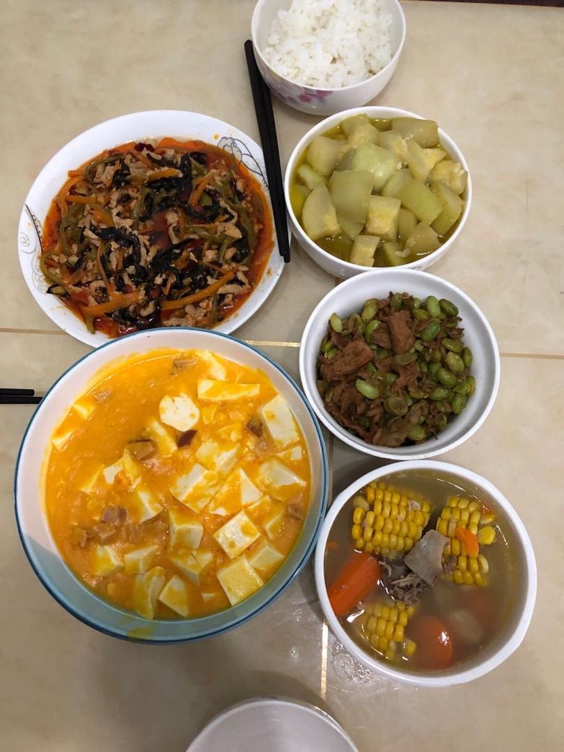 蟹黄豆腐（咸蛋黄版）