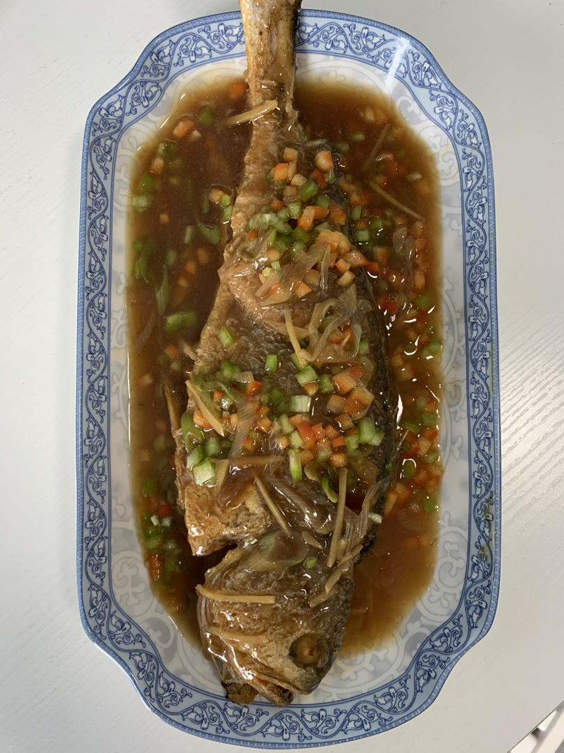 红烧黄花鱼（附煎鱼不掉皮秘籍）