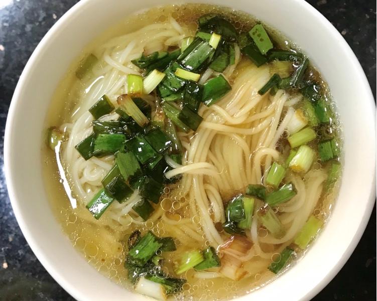 微波炉/葱油拌面/幸福的味道的做法