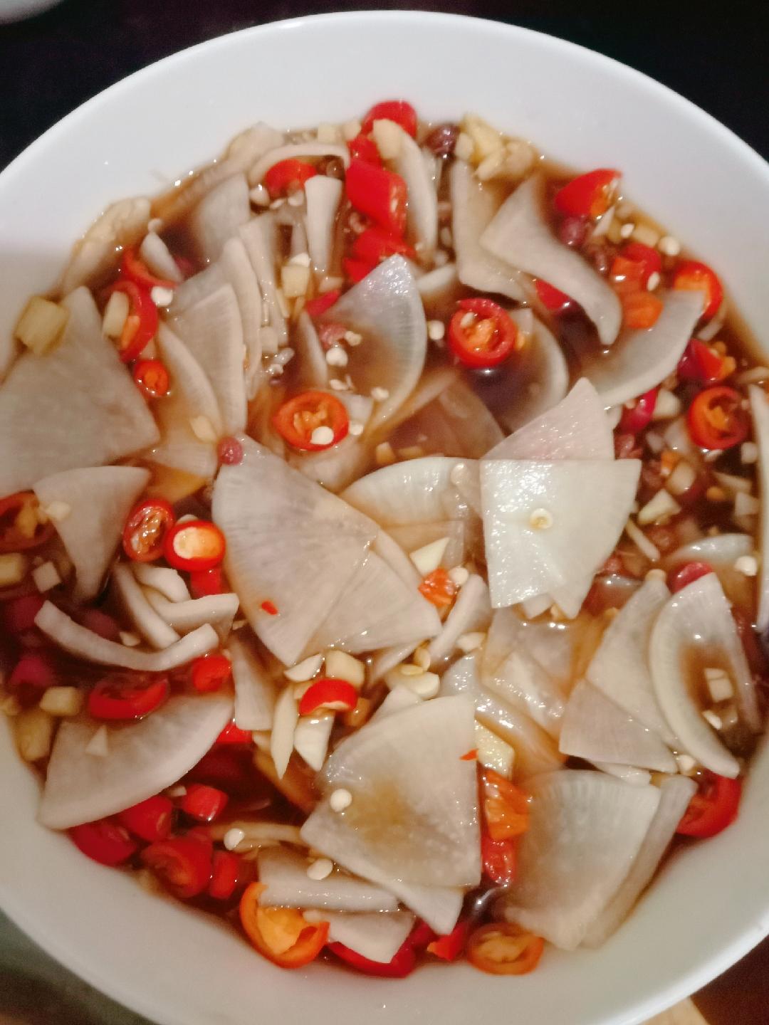 超简易自制夏天开胃腌萝卜