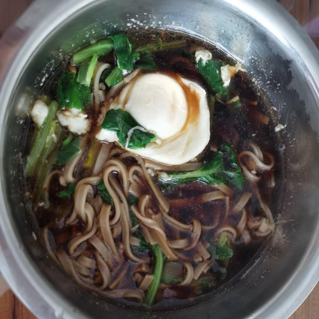 香到舔盘子🉐️荷包蛋焖面🍜超满足❗️