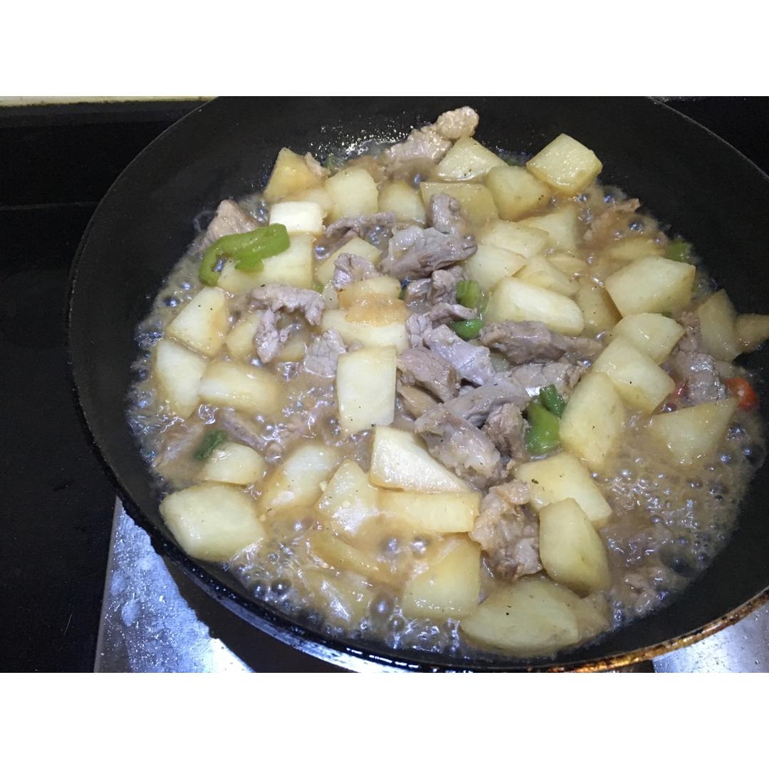 凉薯辣椒炒肉片