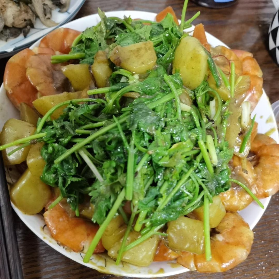 油焖土豆虾