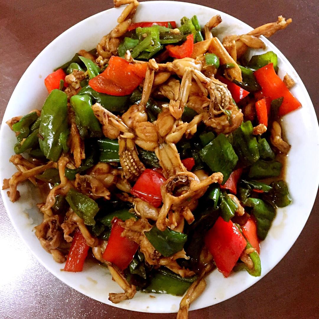 福宝子钰做的红烧青蛙