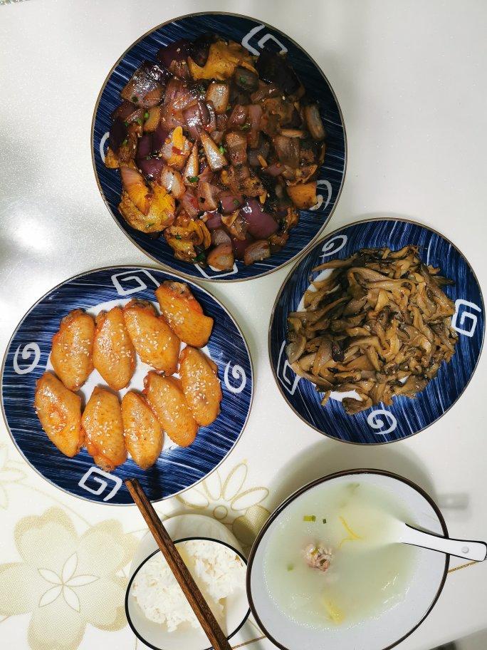 干煸平菇（有肉的味道）