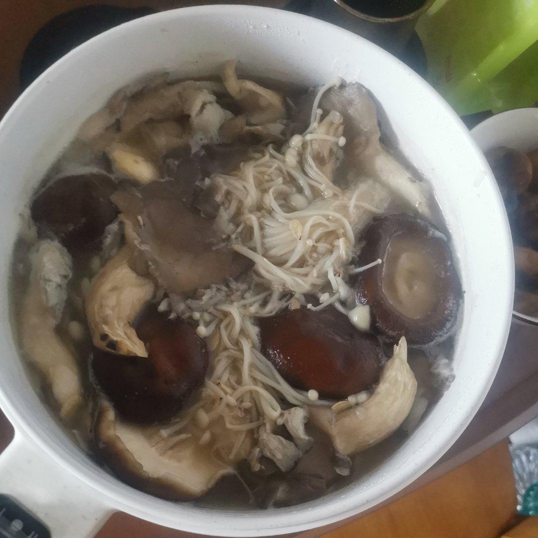 有手就会的蘑菇汤