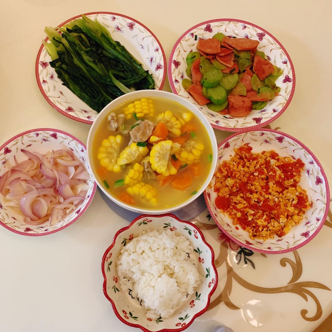 排骨玉米汤
