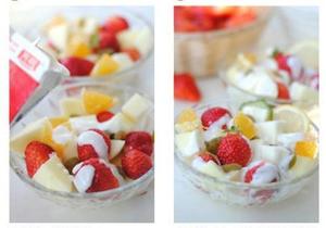 DIY——无法抗拒的甜蜜小点—草莓酸奶沙拉的做法 步骤3