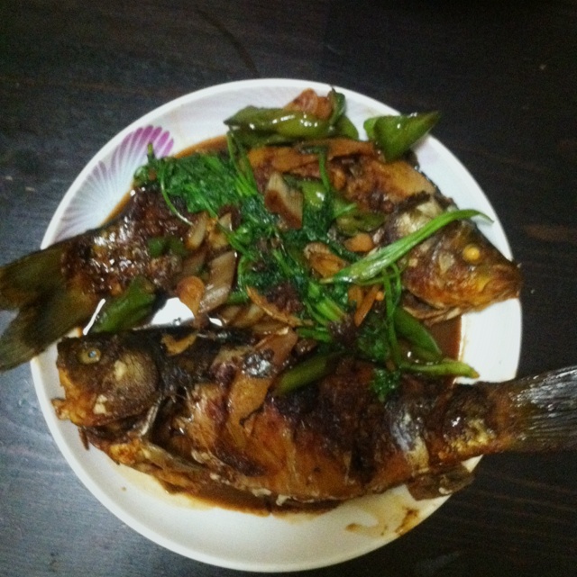 红烧鲫鱼