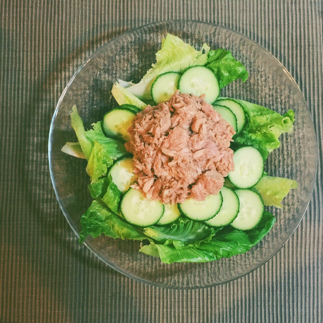 《昨日的美食》之鲔鱼沙拉
