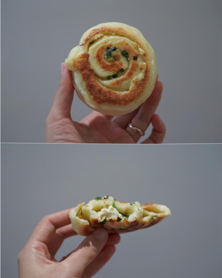 松软脆😋豆腐馅葱油饼