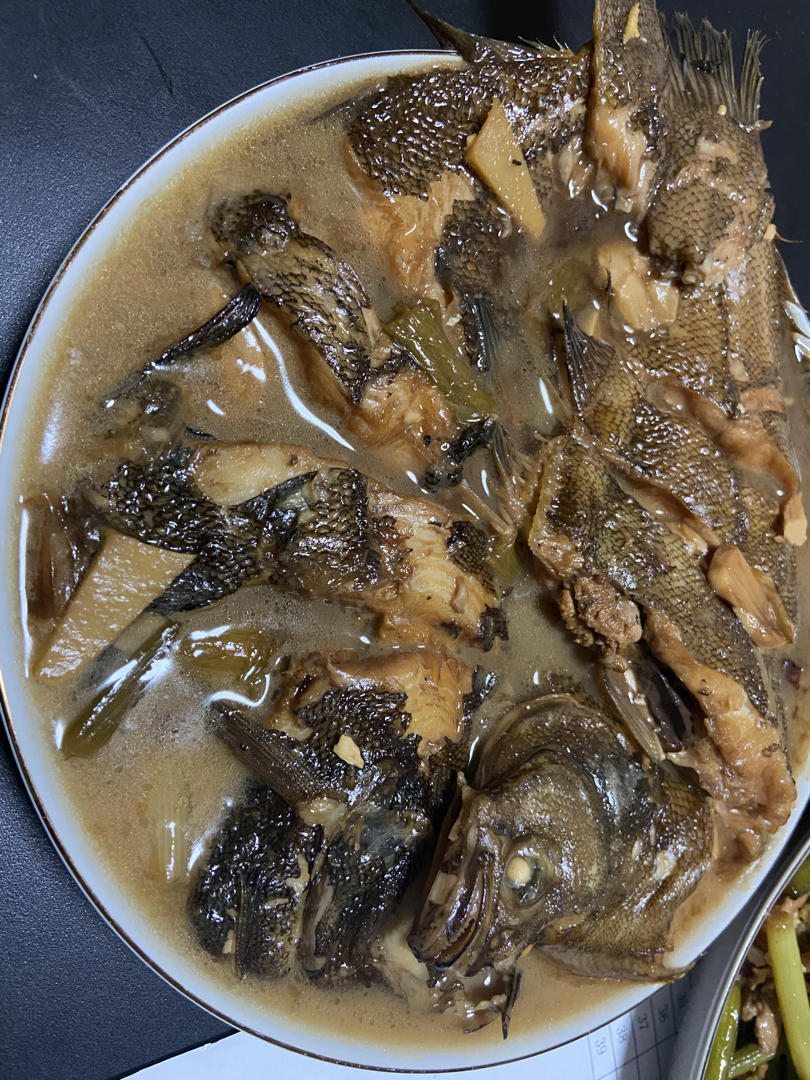 石小厨本尊做的炖比目鱼偏口鱼