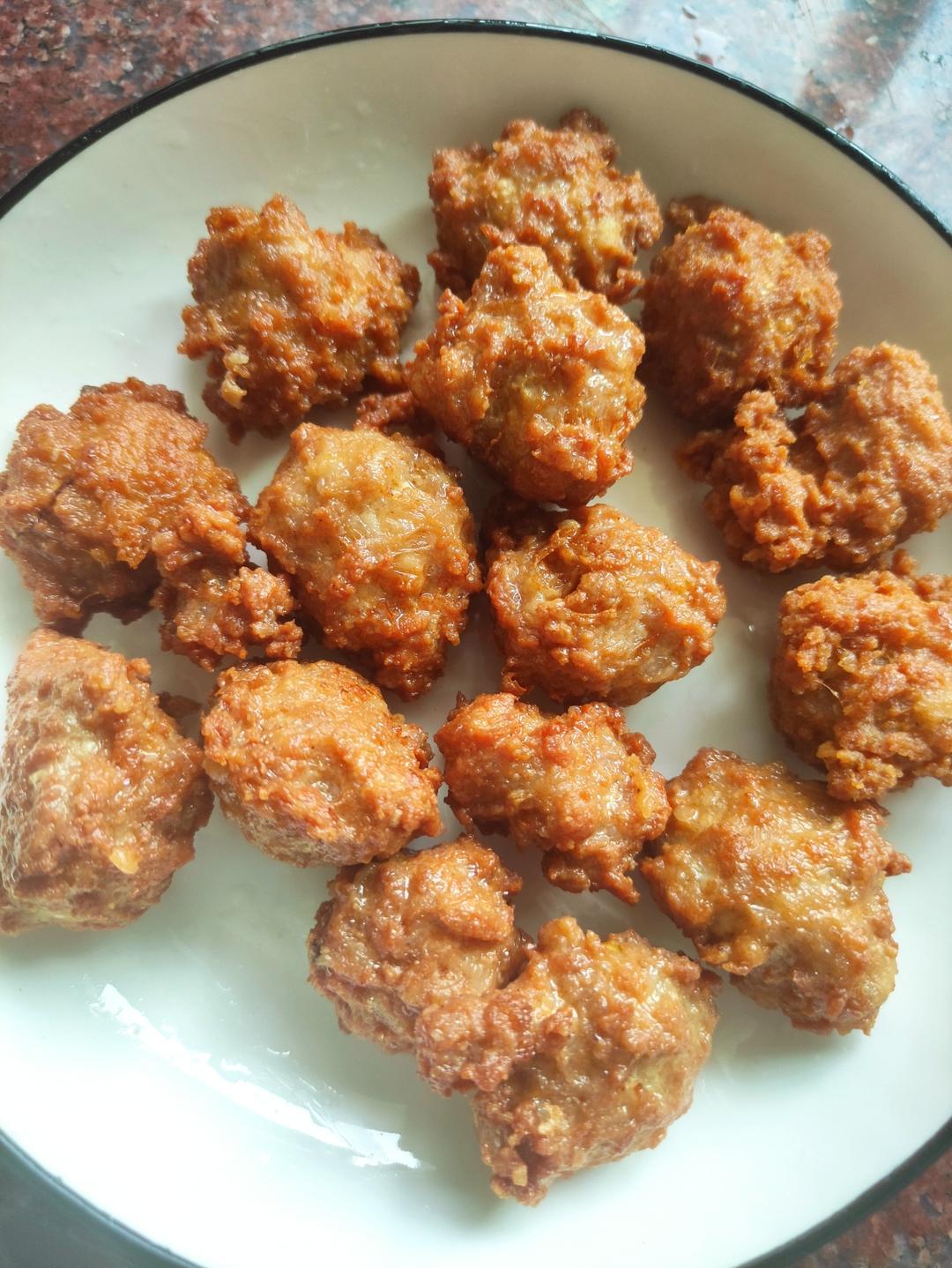 酥炸肉丸子