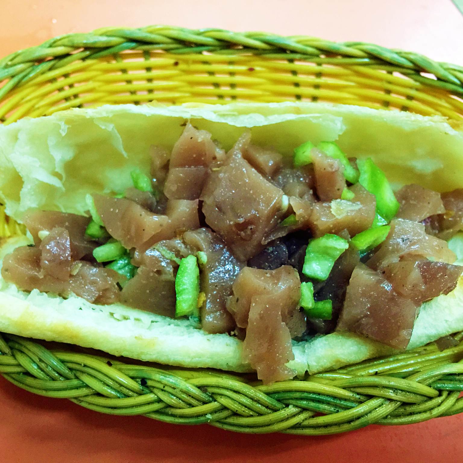 玉米面火烧夹驴肉焖子
