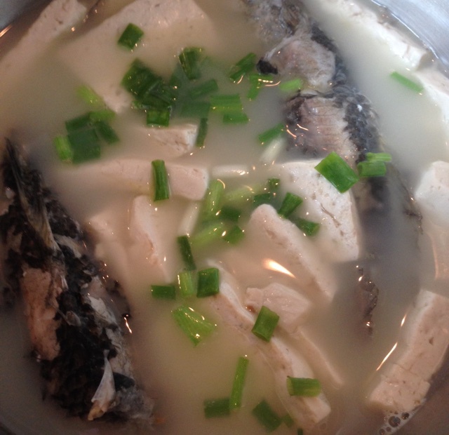 鲫鱼豆腐汤