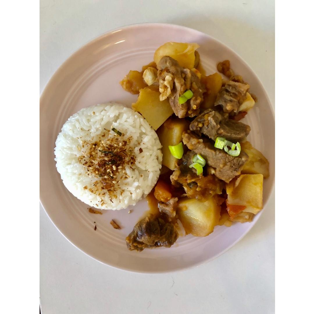 土豆炖牛肉