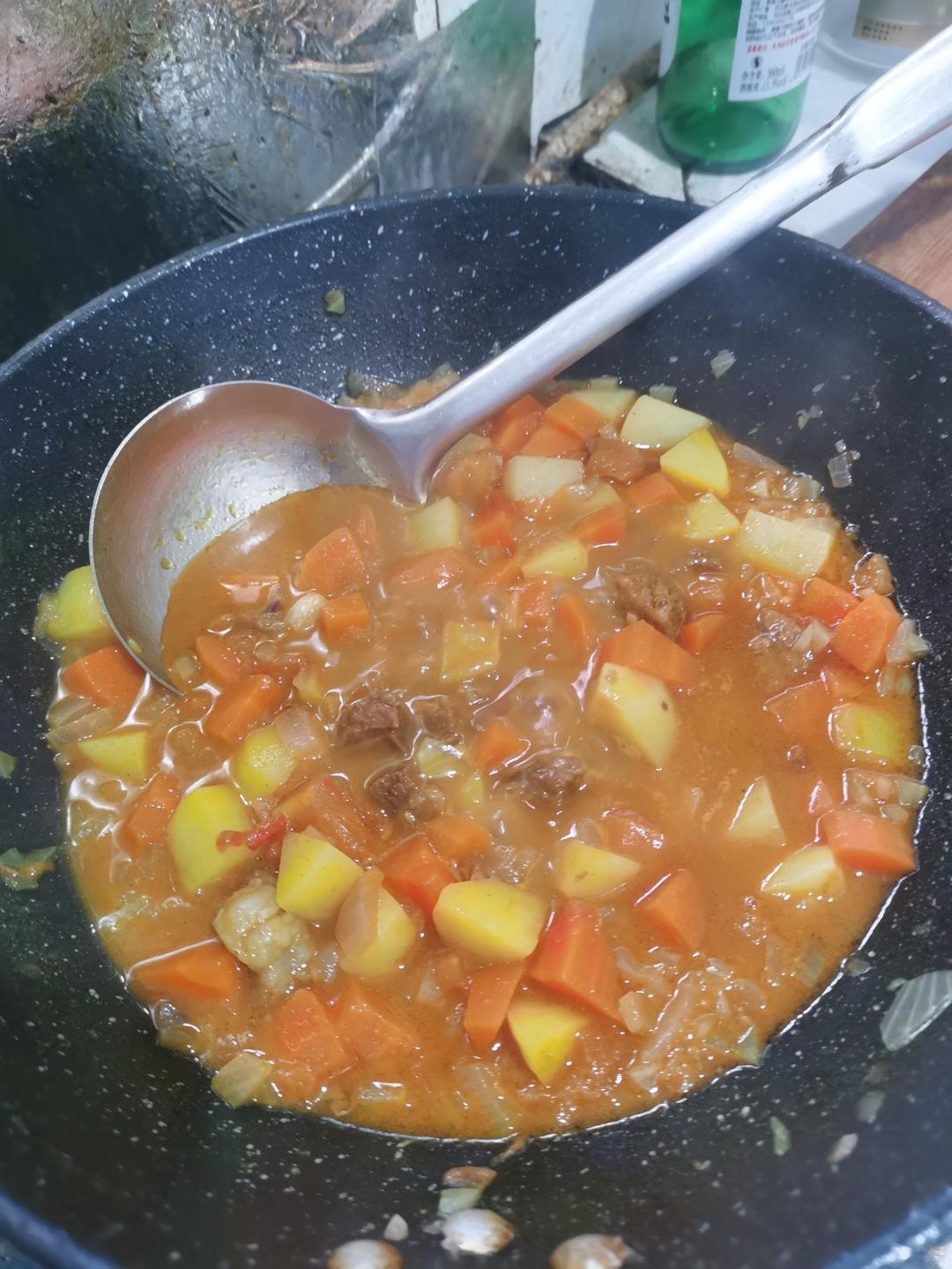 超级下饭的咖喱牛腩它来了🤭