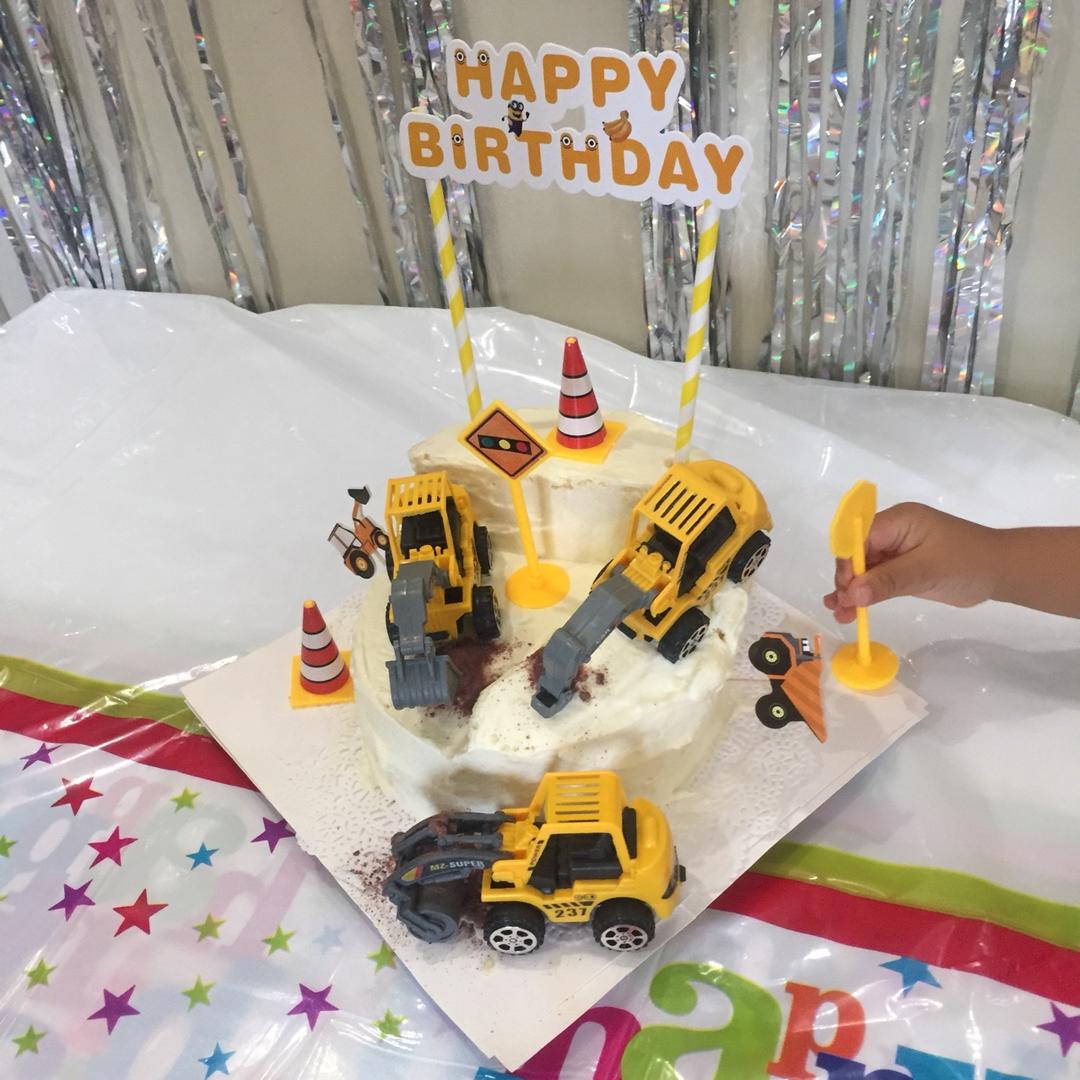 工程车生日蛋糕
