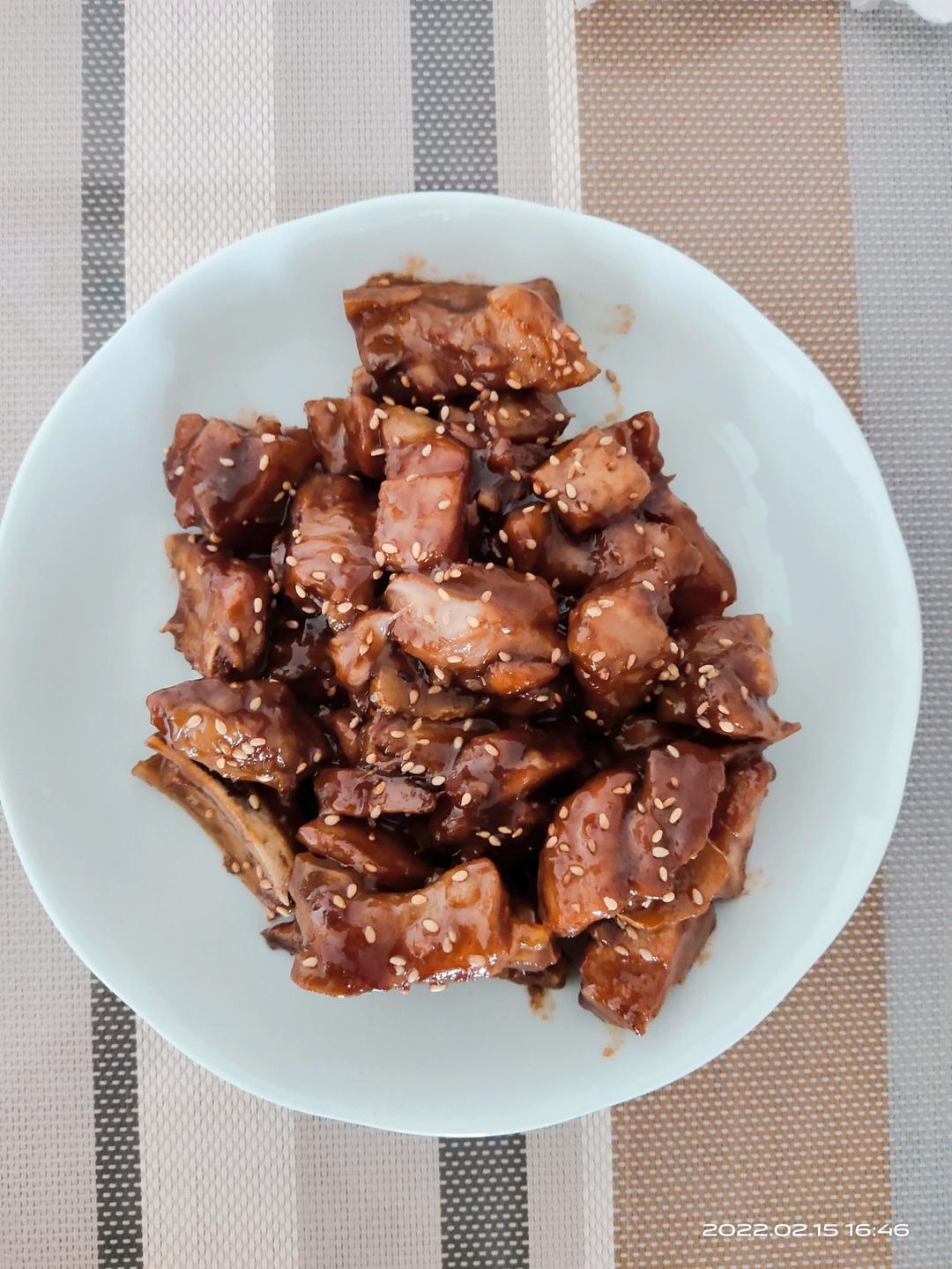 糖醋排骨（试验多次的最佳口感）