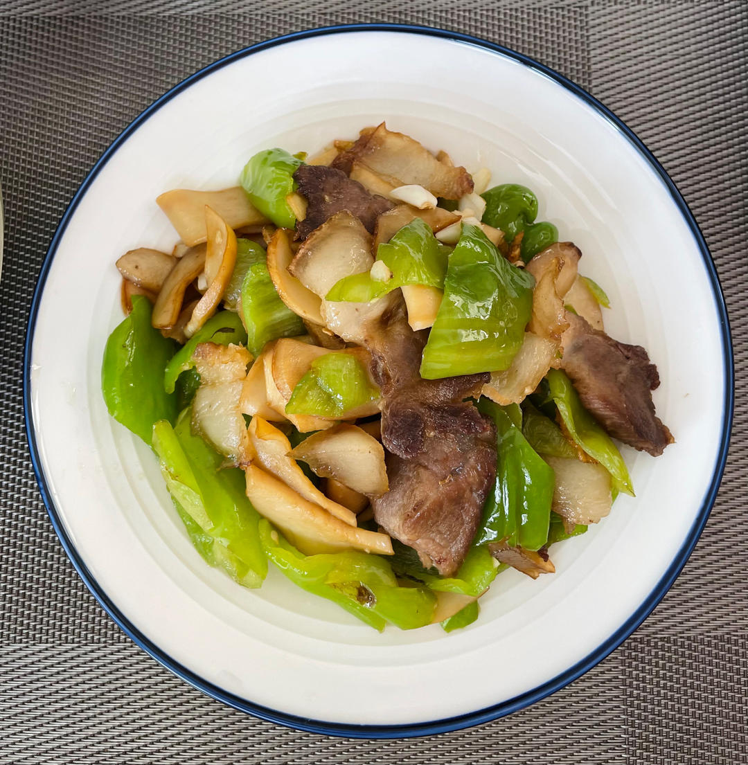 杏鲍菇炒肉片