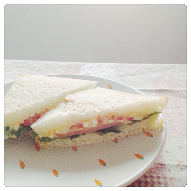 火腿芝士三明治