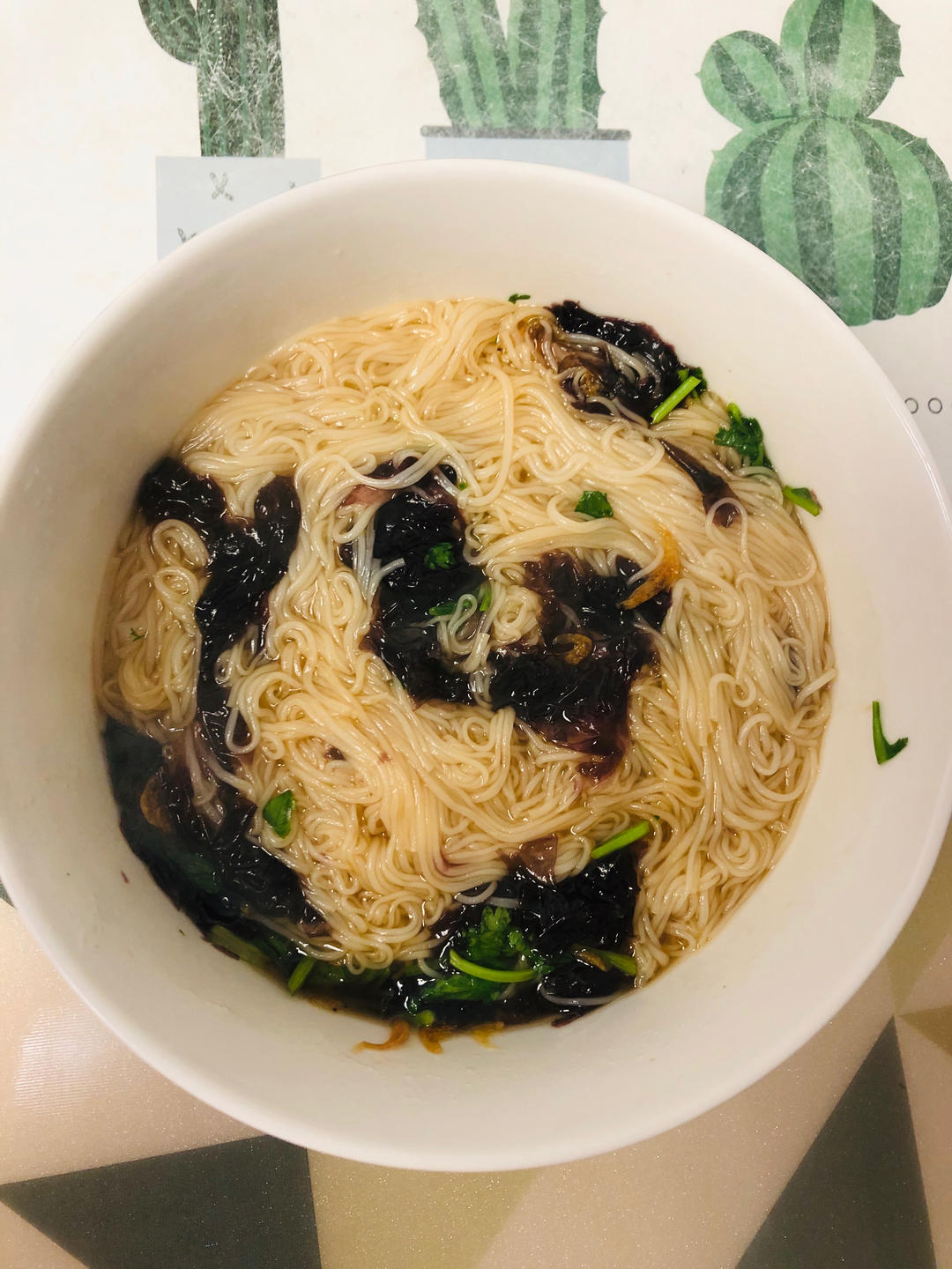 超简单的10分钟做好-热汤面
