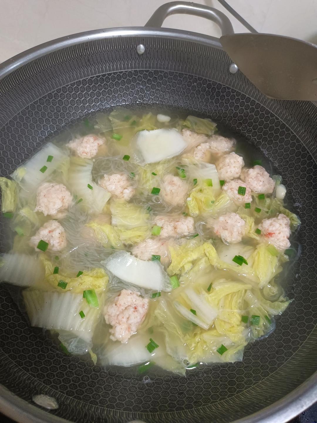 娃娃菜虾滑粉丝汤