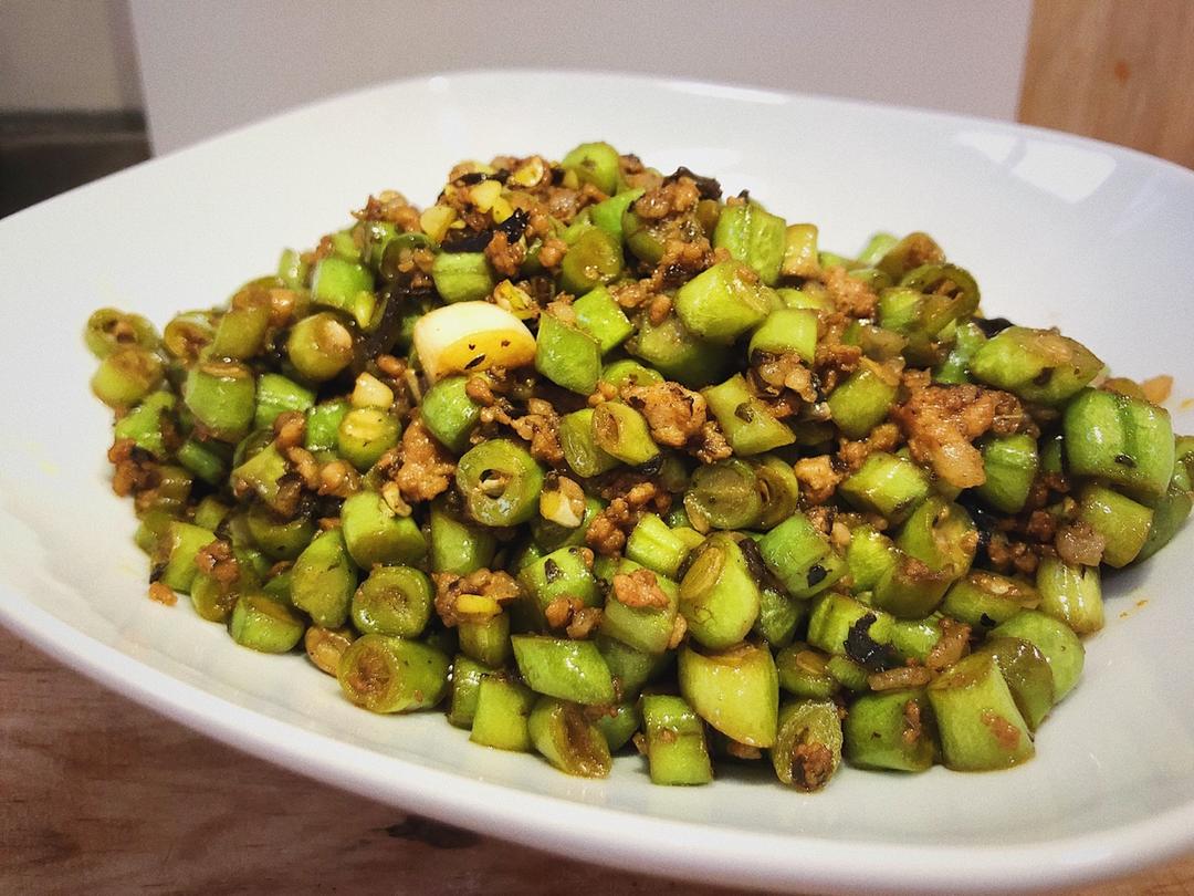 榄菜肉末四季豆