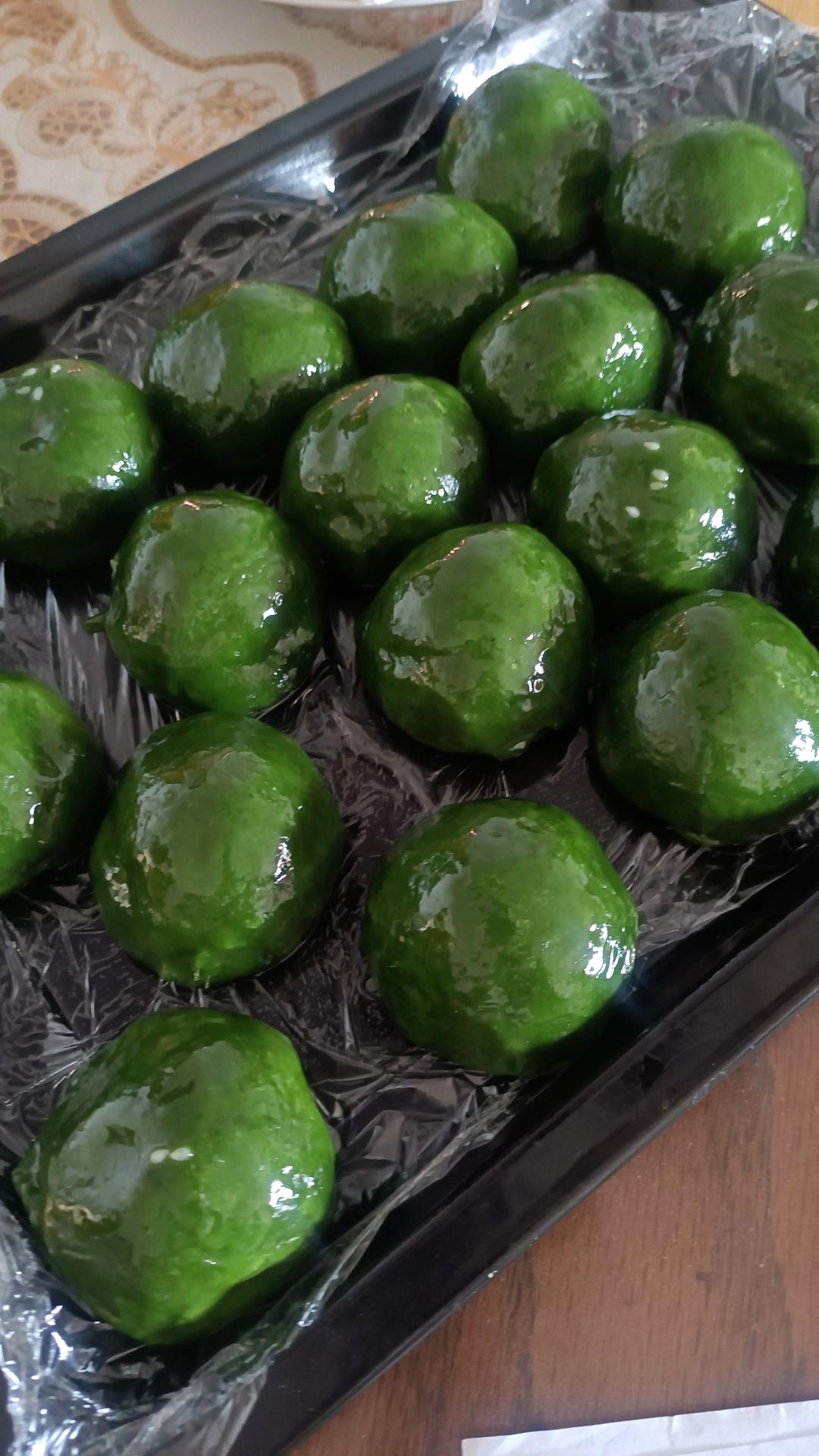 咸蛋黄肉松青团（艾糍）