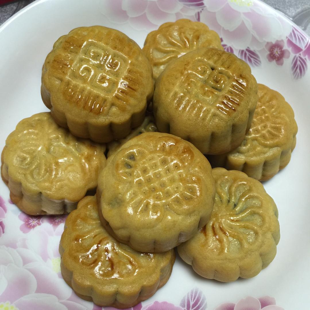 广式月饼——蛋黄莲蓉月饼