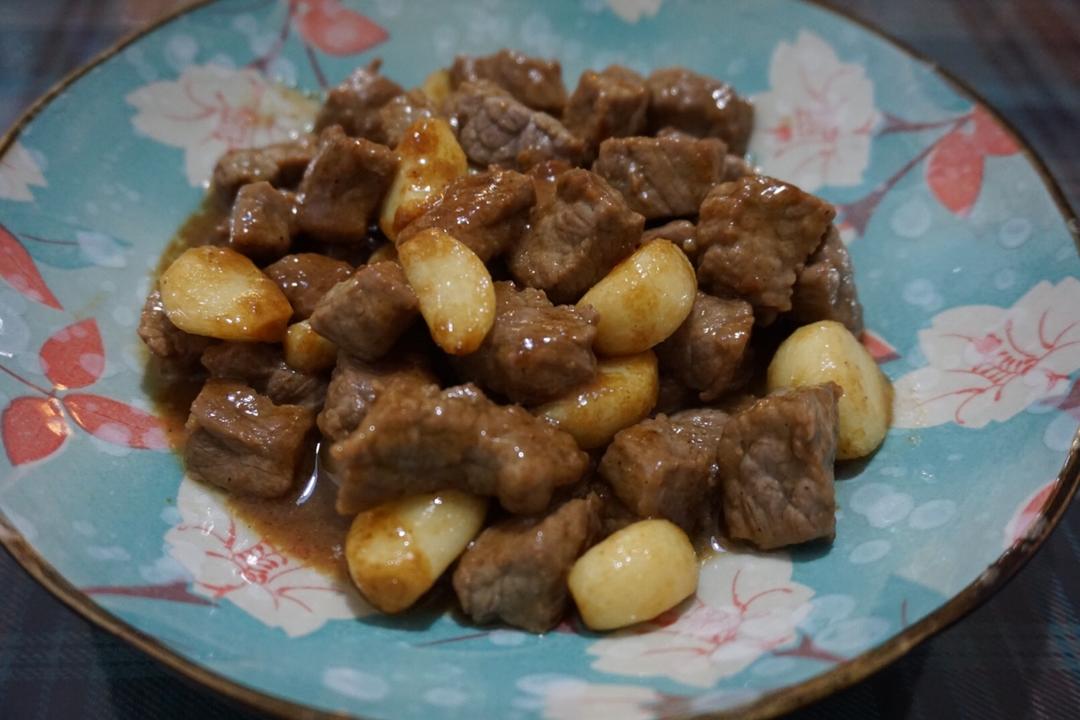 黑蒜子牛肉粒