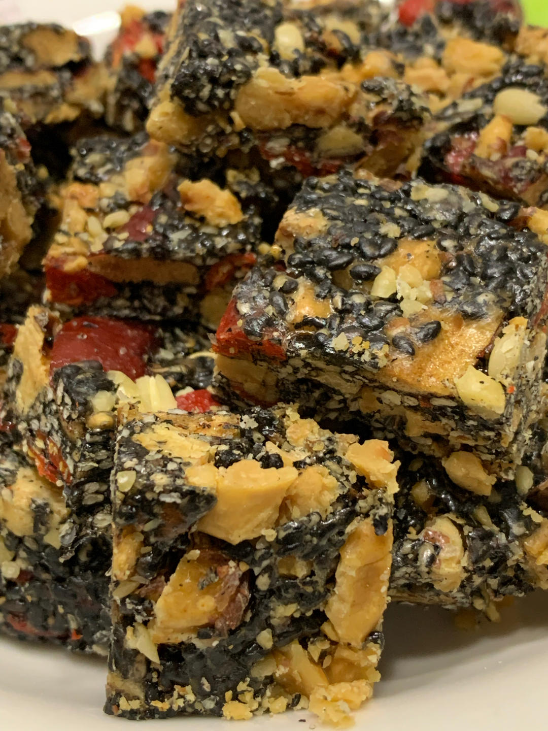 黑芝麻核桃红枣糕