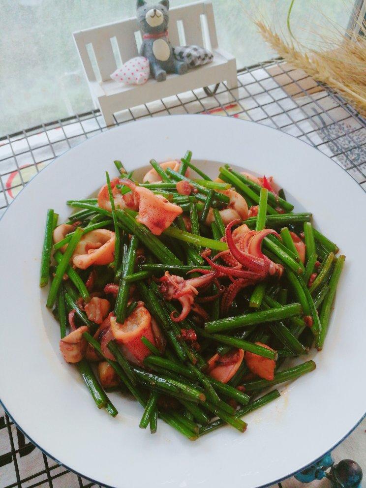 emilia419做的韭菜苔炒籽乌