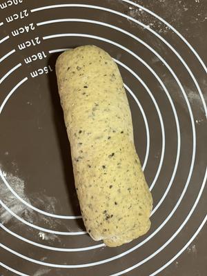 红薯黑芝麻面包的做法 步骤12