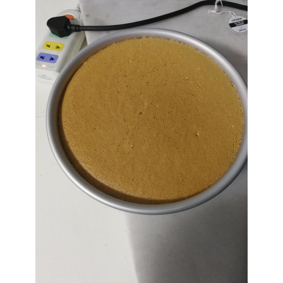 低糖、不消泡、长得高的经典方子——戚风蛋糕