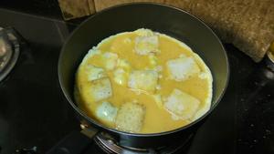 鸡蛋吃豆腐的做法 步骤4