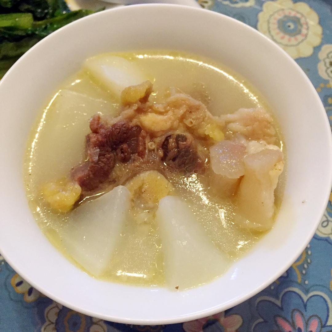 清炖牛尾汤