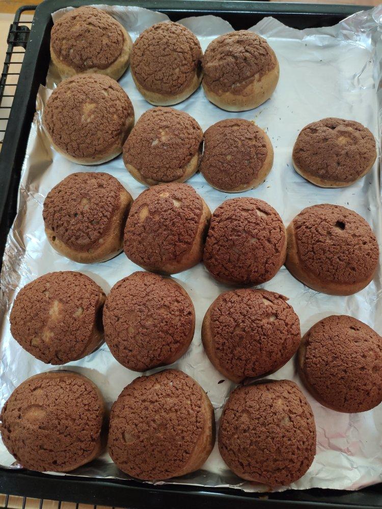 巧克力酥皮泡芙Chocolate Puff