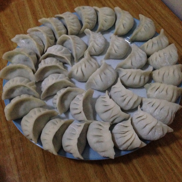 韭菜猪肉饺子(最简单最好吃又最多汁的饺子)