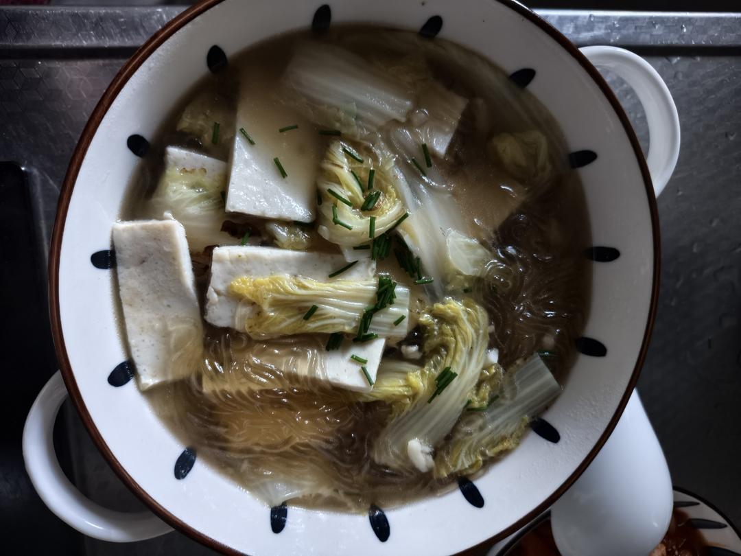娃娃菜粉丝煲，低卡又鲜美