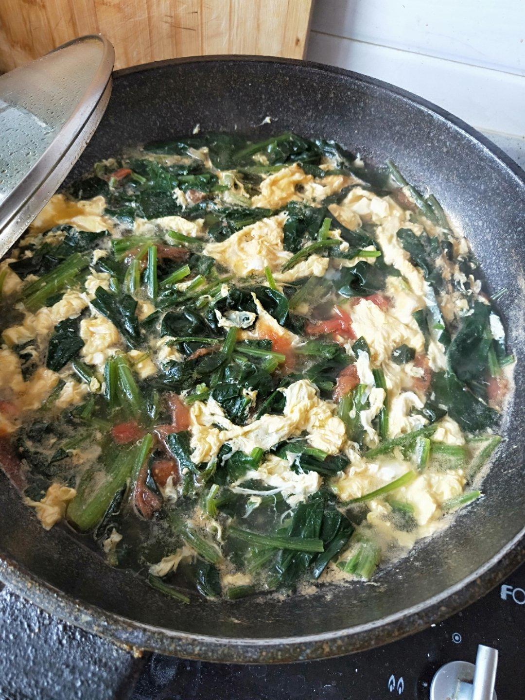 西红柿菠菜鸡蛋汤