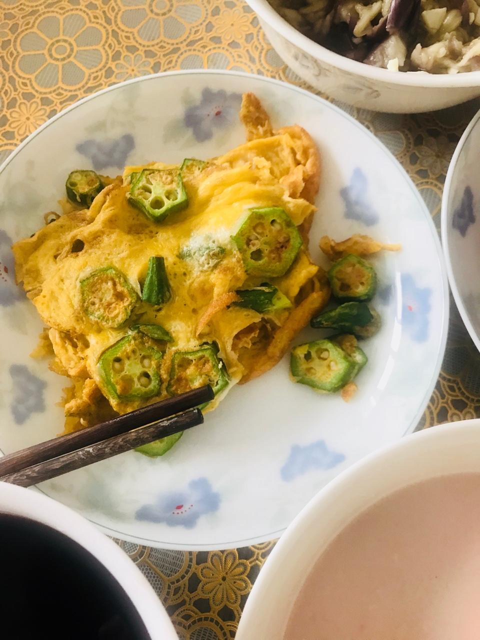 秋葵鸡蛋饼