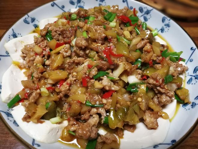 肉末榨菜蒸豆腐的做法